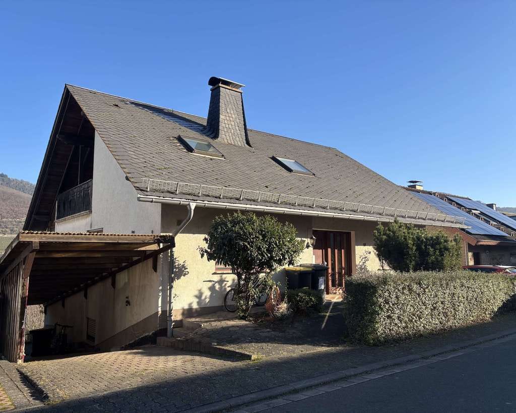 Immobilie in Trechtingshausen - Renditeobjekt in Bestlage: 3-Familienhaus mit Blick auf den Rhein - Bild 0