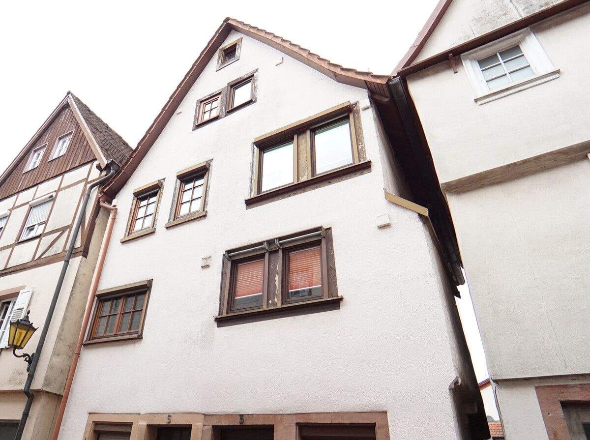 Immobilie in Eberbach - Charmante Doppelhaushälfte im Herzen der Eberbacher Altstadt - Bild 0