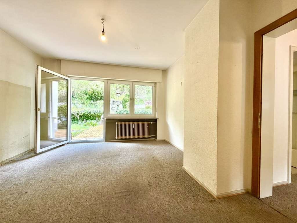 Immobilie in Dahn - Attraktives Zweifamilienhaus - plus Büroebene und Dachwohnungsoption - Waldrandlage. - Bild 2