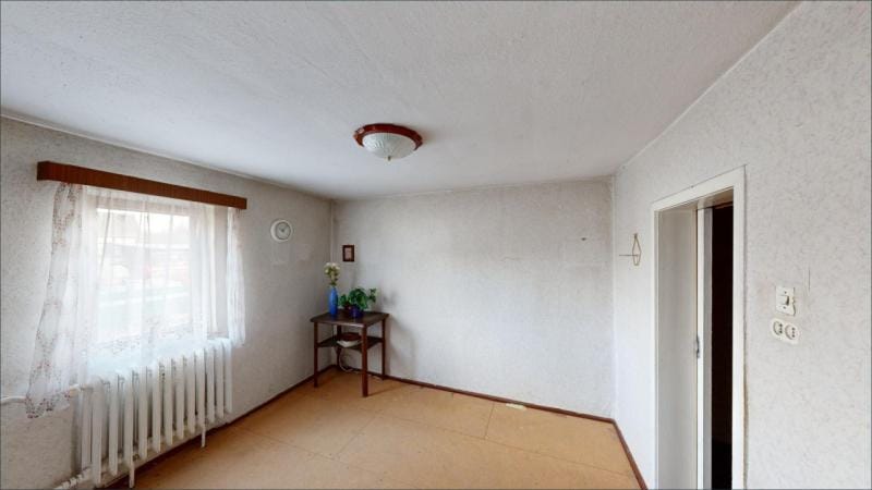 Immobilie in Leuna - LEUNA: BAUERNHAUS mit großzügigem Grundstück 2080 m2. - Bild 4