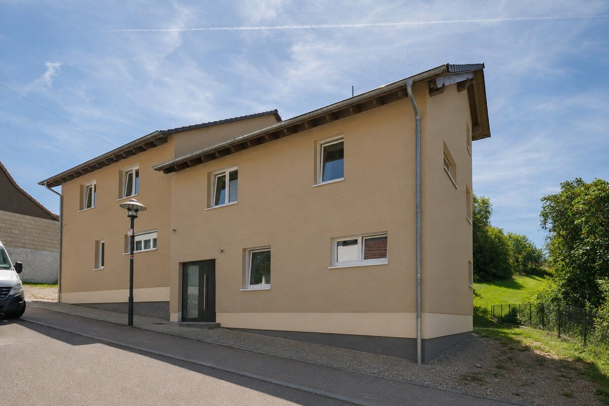 Immobilie in Fluorn-Winzeln - Neubau Erstbezug Sonnig gelegen in familiären Wohngebiet - Bild 0