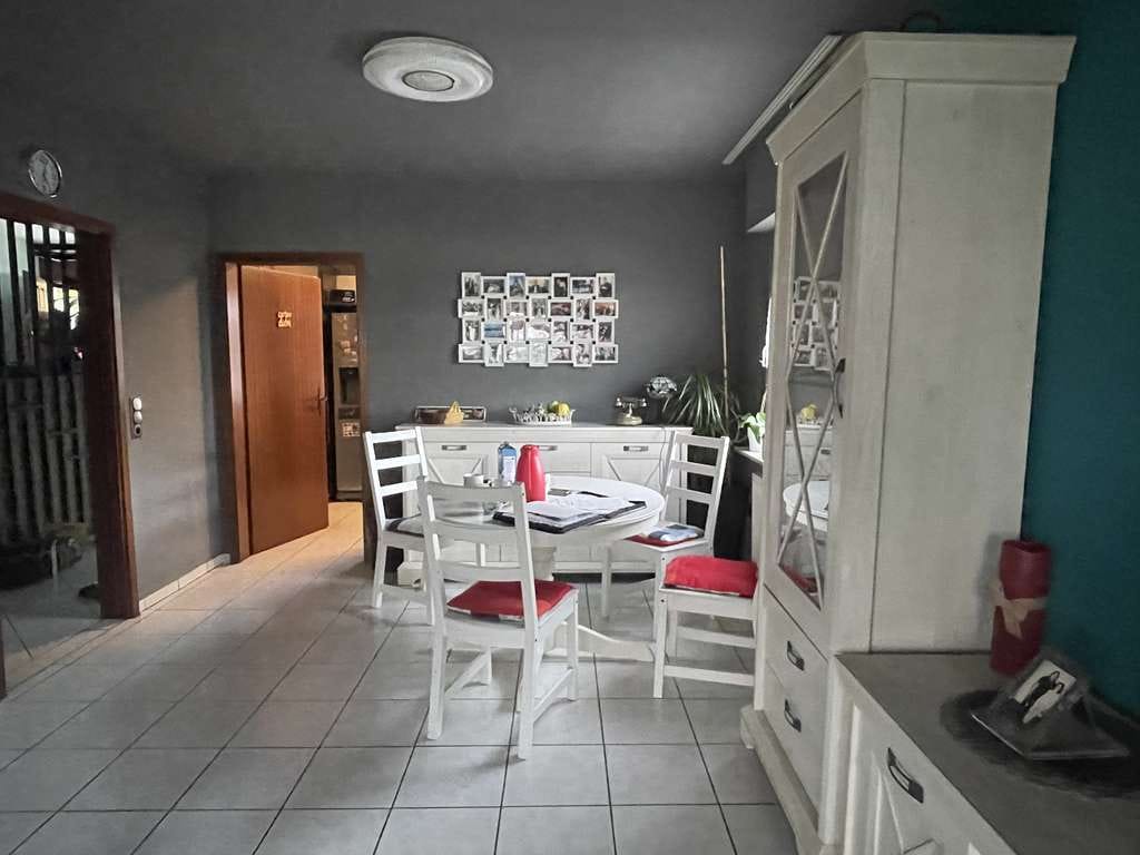 Immobilie in Nidda - Zweifamilienhaus mit Nebengebäude und Garten in Nidda! - Bild 3