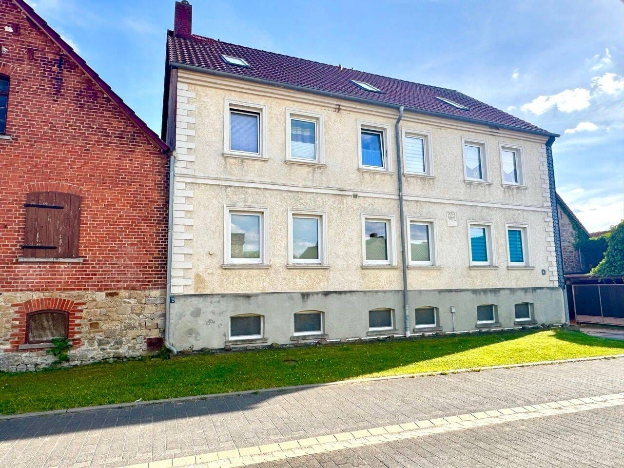 Immobilie in Ingersleben - attraktives Mehrfamilienhaus in Ostingersleben - großzügiges Grundstück, umfassend saniert - Bild 2