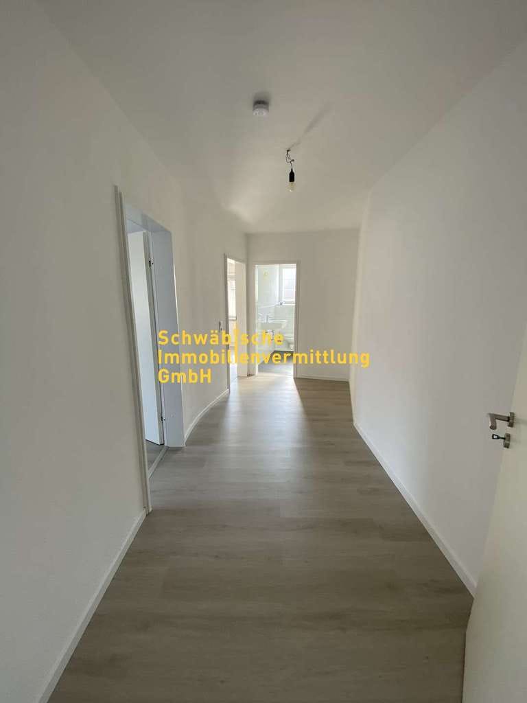 Immobilie in Markgröningen - Frisch modernisiert & sonnig | 3-Zimmer-Dachgeschosswohnung im Herzen Markgröningens - Bild 3