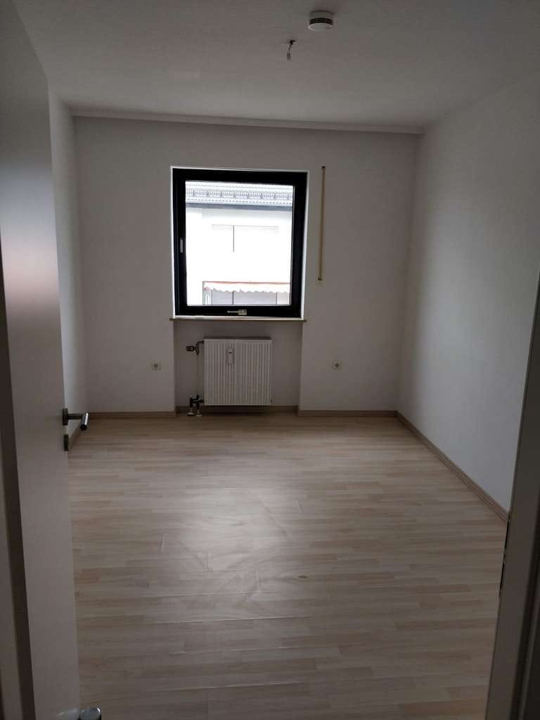 Immobilie in Friedberg - 3-Zimmer Eigentumswohnung mit Balkon & Garage - provisionsfrei - in Derching / Friedberg - Bild 3