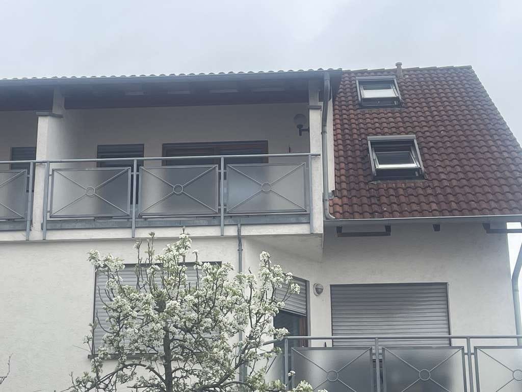 Immobilie in Gemmingen - Gepflegte 3‑Zimmer Maisonette-Wohnung im 3. OG in Gemmingen - Bild 2