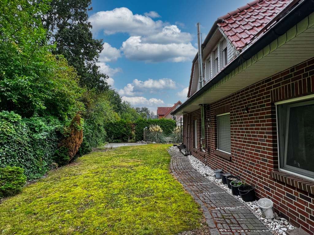 Immobilie in Sögel - Viel Platz für Ihre Zukunft! Einfamilienhaus mit Einliegerwohnung! - Bild 4