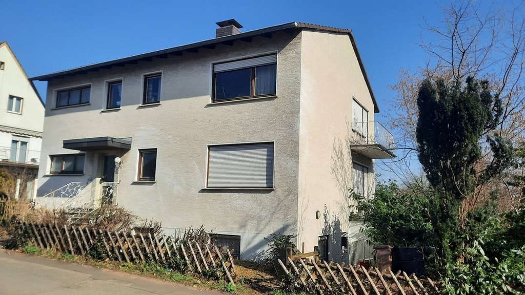 Immobilie in Siegburg - Traum-Lage in Siegburg - Wohnhaus mit 187 m² WFL, Garten und Einzelgarage ... - Bild 3