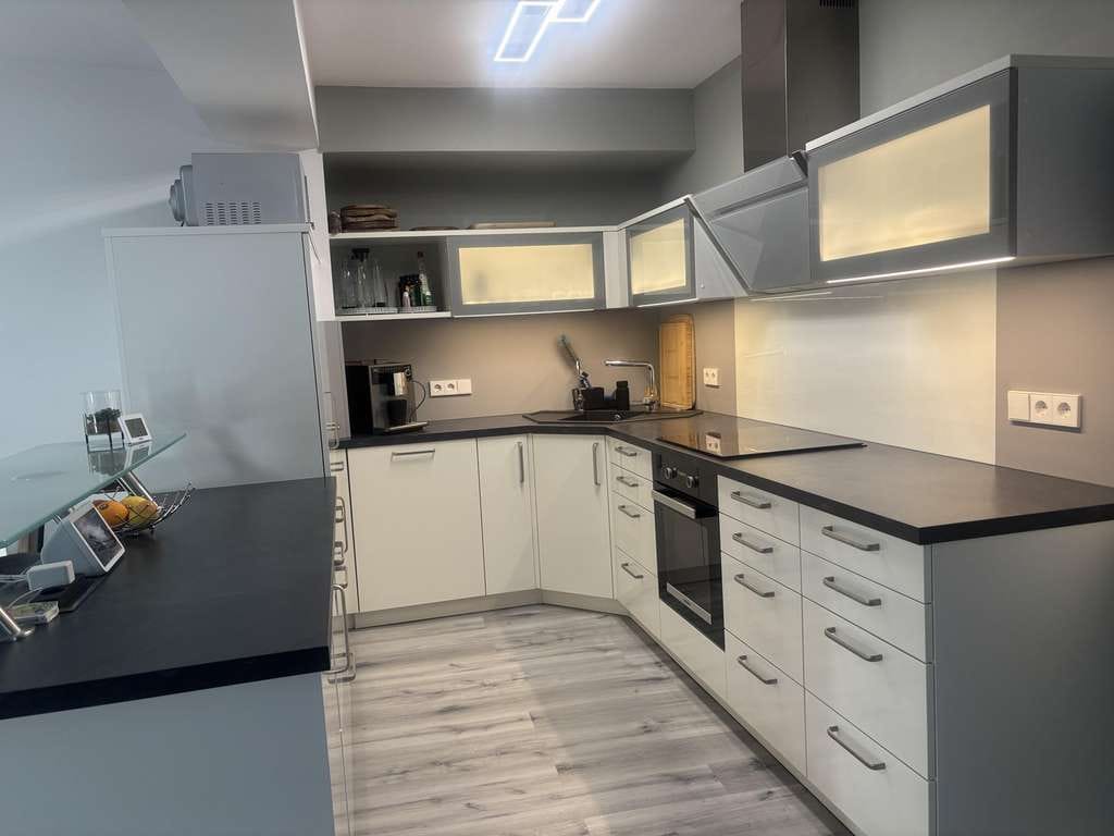 Immobilie in Walldürn - Moderne 4-Zi.-Whg. (102 m²) | EBK + TG | umfassend modernisiert 2021 - Bild 1