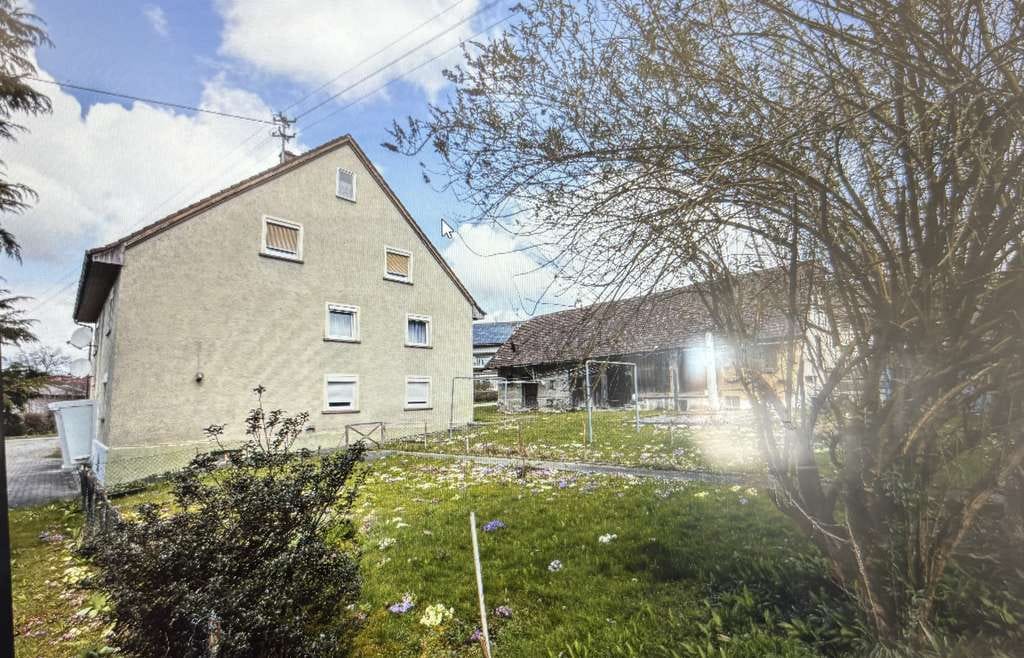 Immobilie in Baindt - Charmantes Anwesen von 1860 – Großzügig renoviertes Bauernhaus  - Bild 2