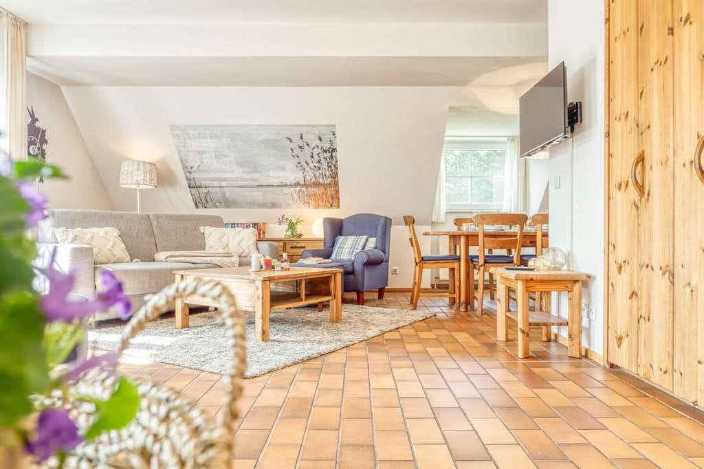 Immobilie in Prerow - Charmante Maisonettewohnung mit Balkon zur Ferienvermietung - Bild 4