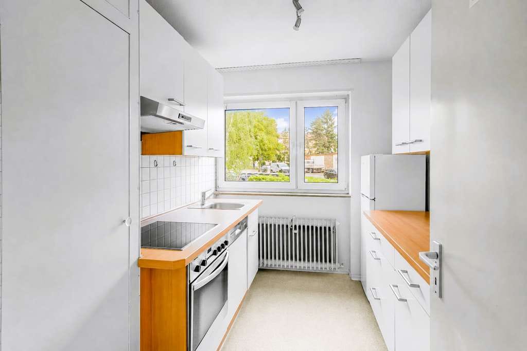 Immobilie in Landau in der Pfalz - Drei-ZKB-Erdgeschosswohnung mit Balkon und Stellplatz im Malerviertel von Landau! - Bild 4