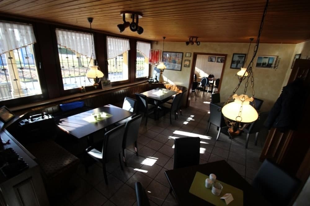 Immobilie in Boizenburg/Elbe - Geschichtsträchtiges Restaurant - ehemaliger Grenzkontrollpunkt - in TOP Lage :-) - Bild 4