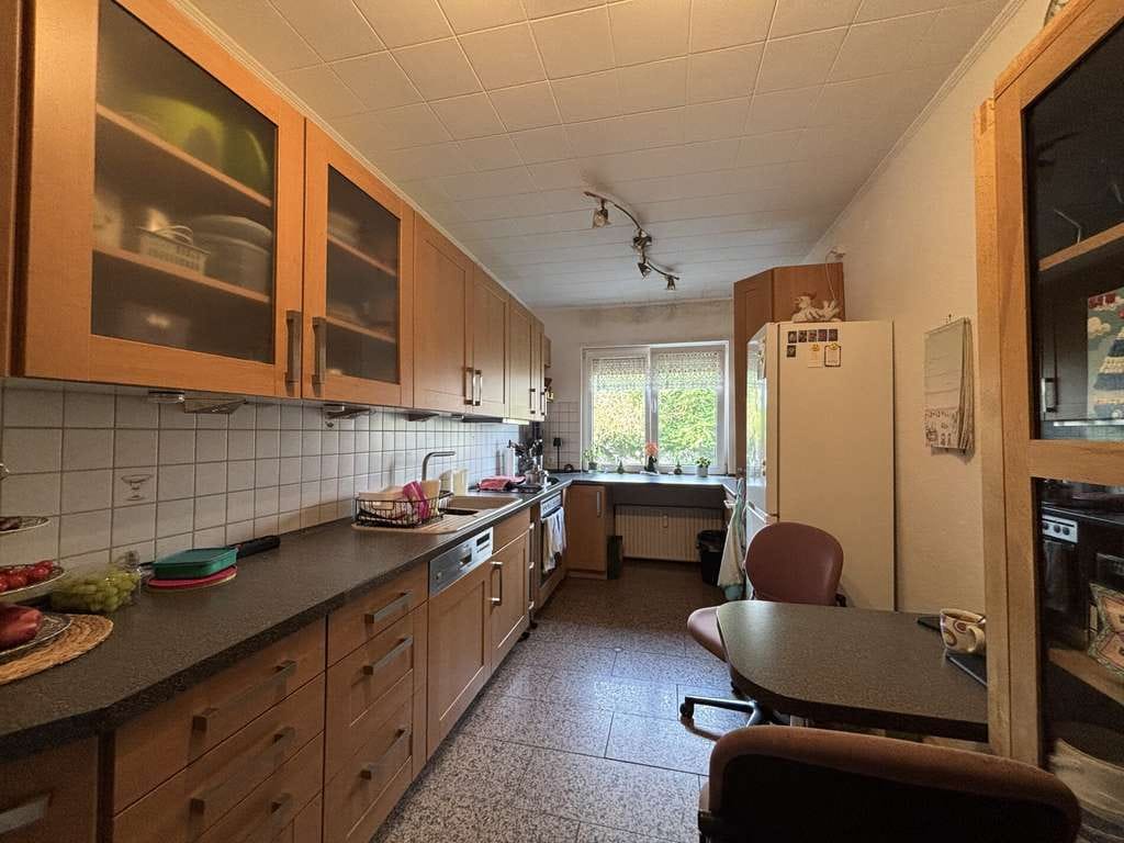 Immobilie in Gemünden (Felda) - Kapitalanlage mit drei Wohneinheiten auf großzügigem Grundstück - Bild 4