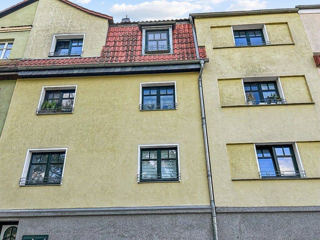 Immobilie in Oschersleben - Attraktives Mehrfamilienhaus mit 4 Wohneinheiten und neuer Heizung in Oschersleben - Bild 0