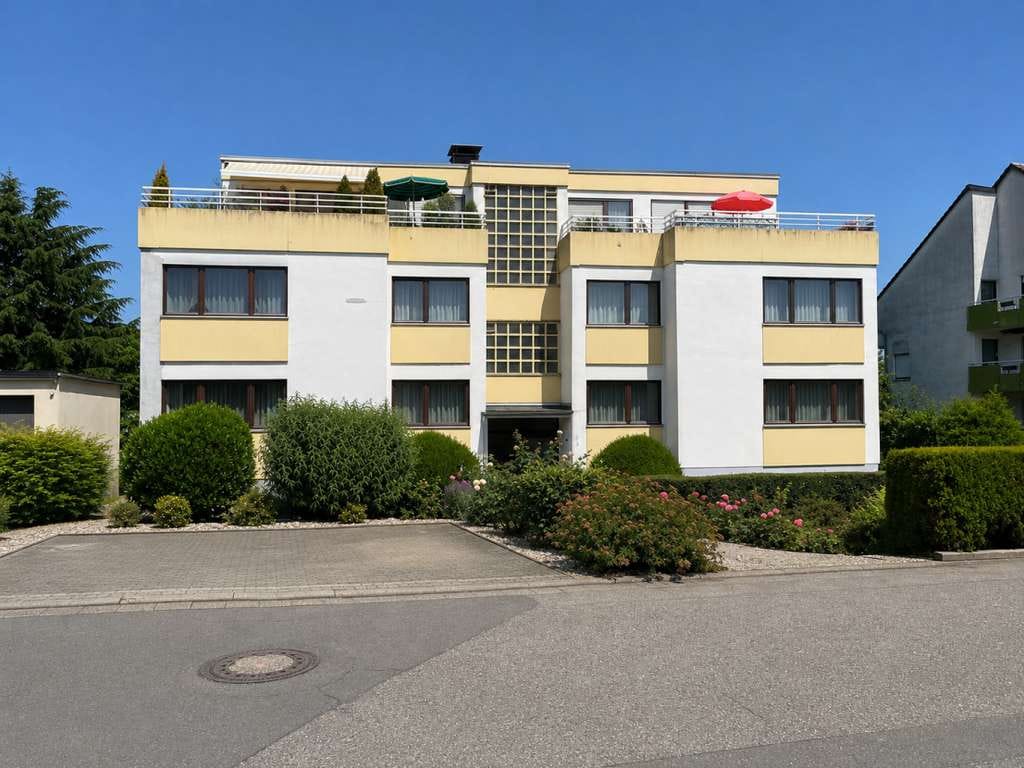 Immobilie in Bad Bergzabern - 3-Zimmerwohnung mit guter Raumaufteilung, Balkon und  Stellplatz  - Bild 0