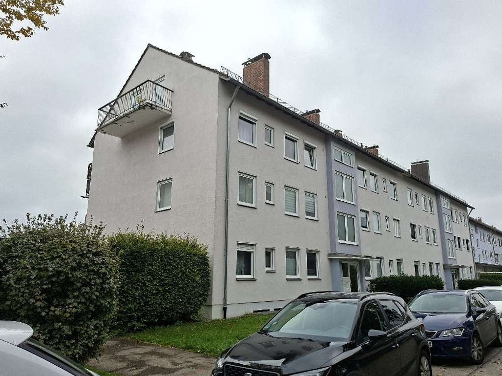 Immobilie in Königsbrunn - Gut vermietete 3 ZKB-Wohnung mit Balkon in ruhiger Lage! - Bild 1