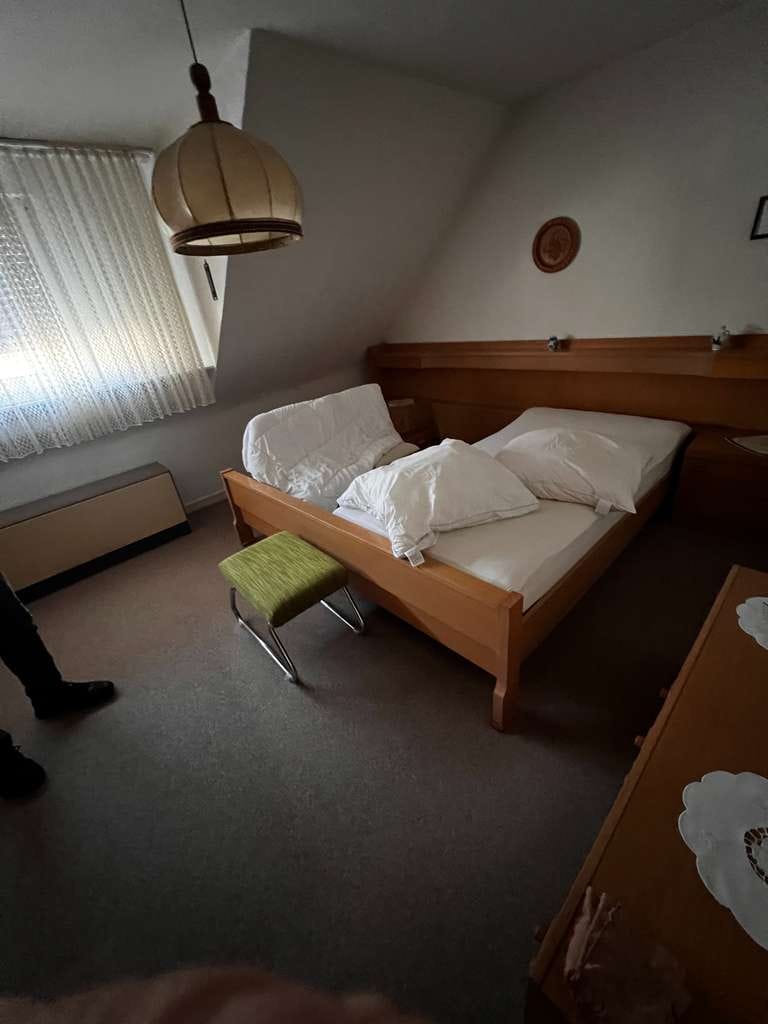 Immobilie in Kevelaer - :::::GUT GEBRAUCHT...UND NOCH ZU HABEN... REIHENMITTELHAUS IN ZENTRALER LAGE VON kEVELAER::::: - Bild 2