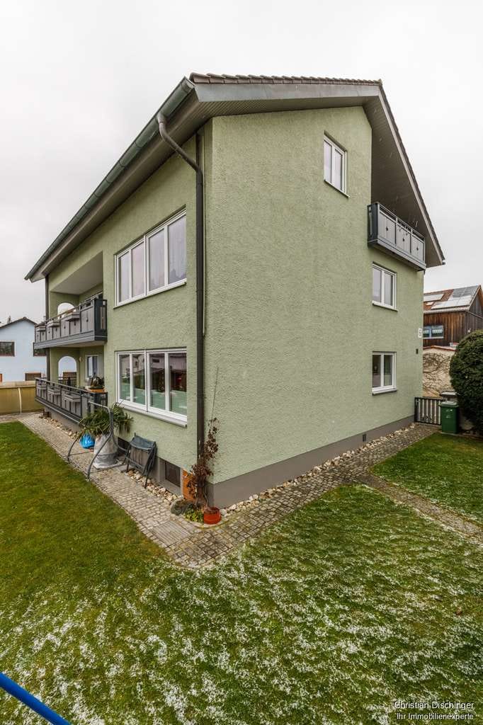 Immobilie in Pettendorf - Solides Mehrgenerationenhaus mit Photovoltaikanlage wartet auf Sie!" - Bild 1