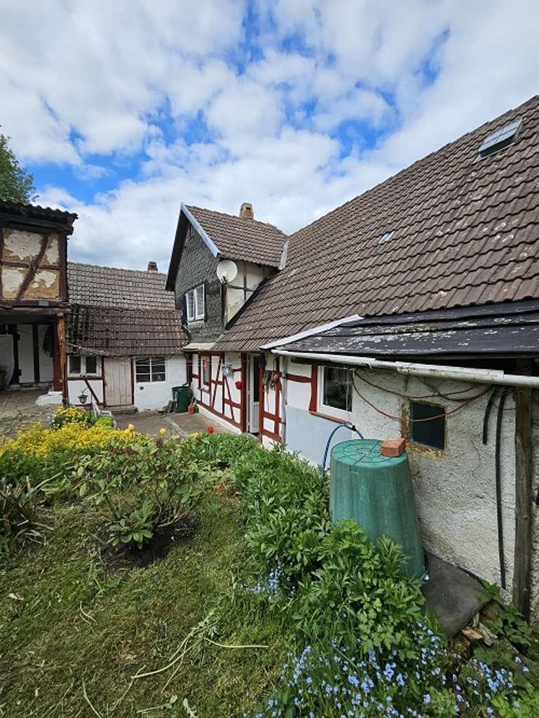 Immobilie in Helbedündorf - Kleines Einfamilienhaus, mit Nebengelass und separatem Garten, zu verkaufen :) - Bild 2