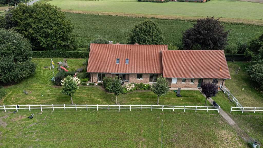 Immobilie in Essen/Oldenburg - Traumhaftes Anwesen mit Pferdeweide und Ställen in Alleinlage in Essen - Bild 4