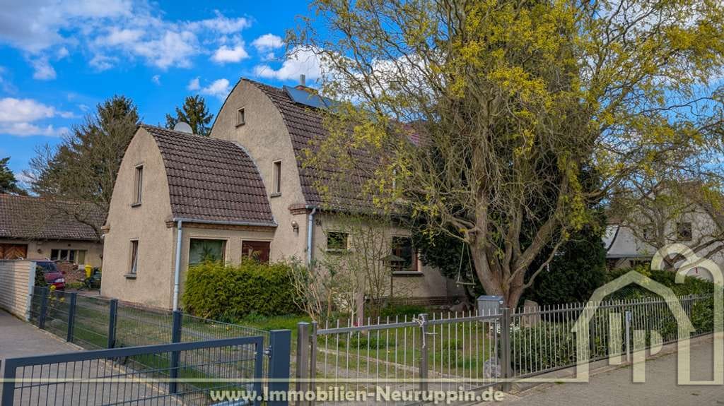 Immobilie in Neuruppin - Doppelhaushälfte mit Garage und Garten in begehrter Lage von Neuruppin - Bild 1