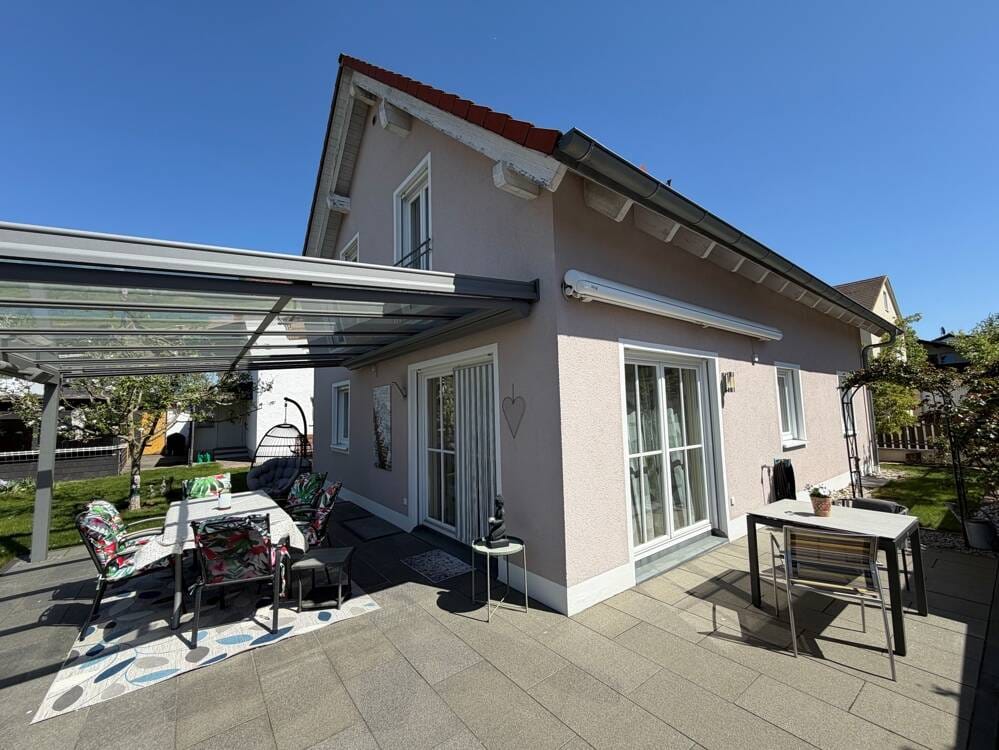 Immobilie in Gaimersheim - Vielseitige Immobilie mit zwei Wohnhäusern und schönem Garten. Grundstück teilbar bei Abriss Altbestand - Bild 1