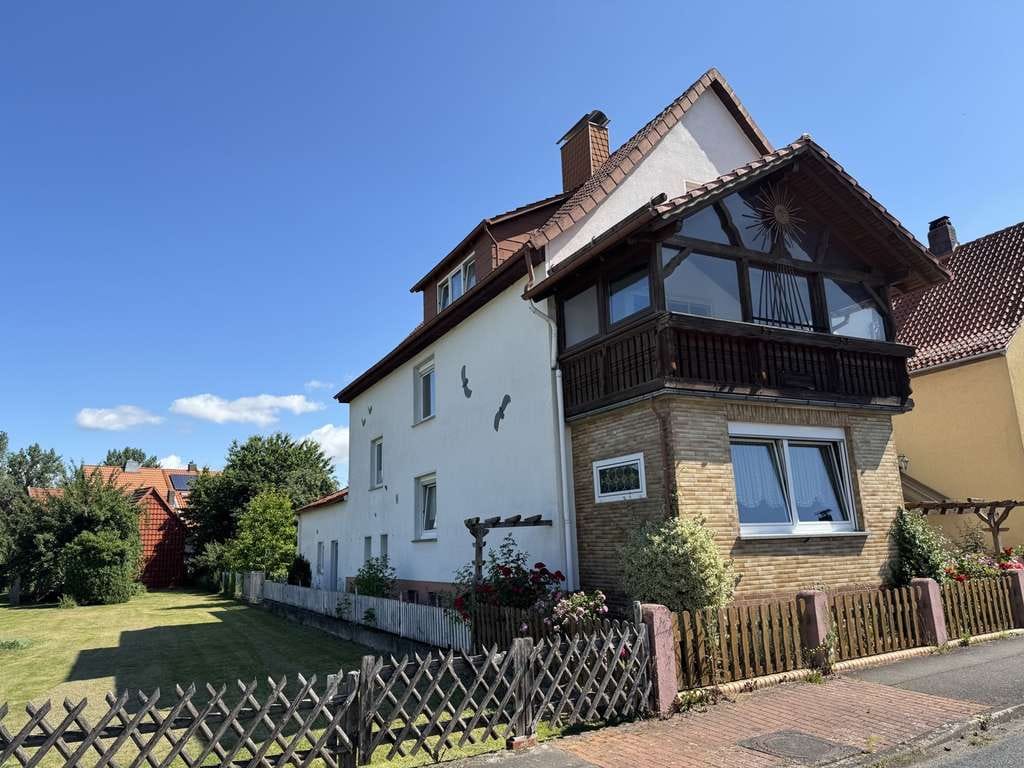 Immobilie in Wulften am Harz - Großzügig und Lichtdurchflutet - Einfamilienhaus mit Nebengebäuden und Sanierungsbedarf in ruhiger L - Bild 3