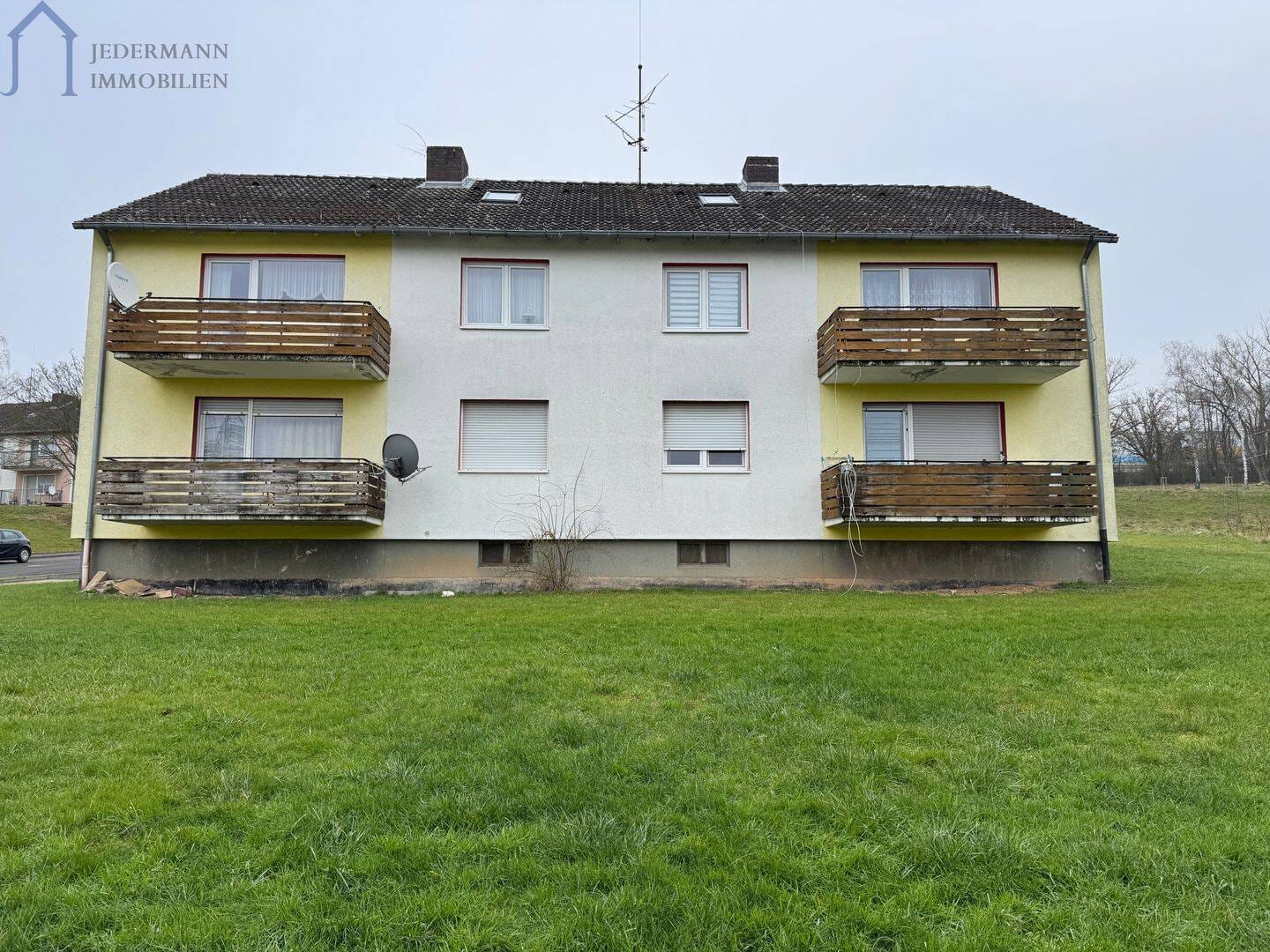Immobilie in Bad Hersfeld - Mehrfamilienhaus auf dem einen, Baulücke auf dem anderen Grundstück! - Bild 0