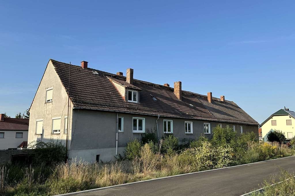 Immobilie in Hohenmölsen - 200m² Wohnfläche (OG)+200m² Gewölbe/Garagen (EG) auf 900 m² mit Garten - nahe Mondsee in Hohenmöslen - Bild 1