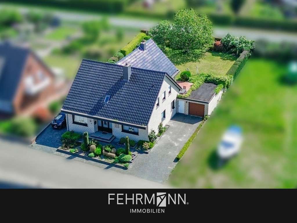 Immobilie in Haren (Ems) - Großzügiges Einfamilienhaus mit Kaminzimmer und Traumgrundstück in ruhiger Siedlungslage - Bild 0