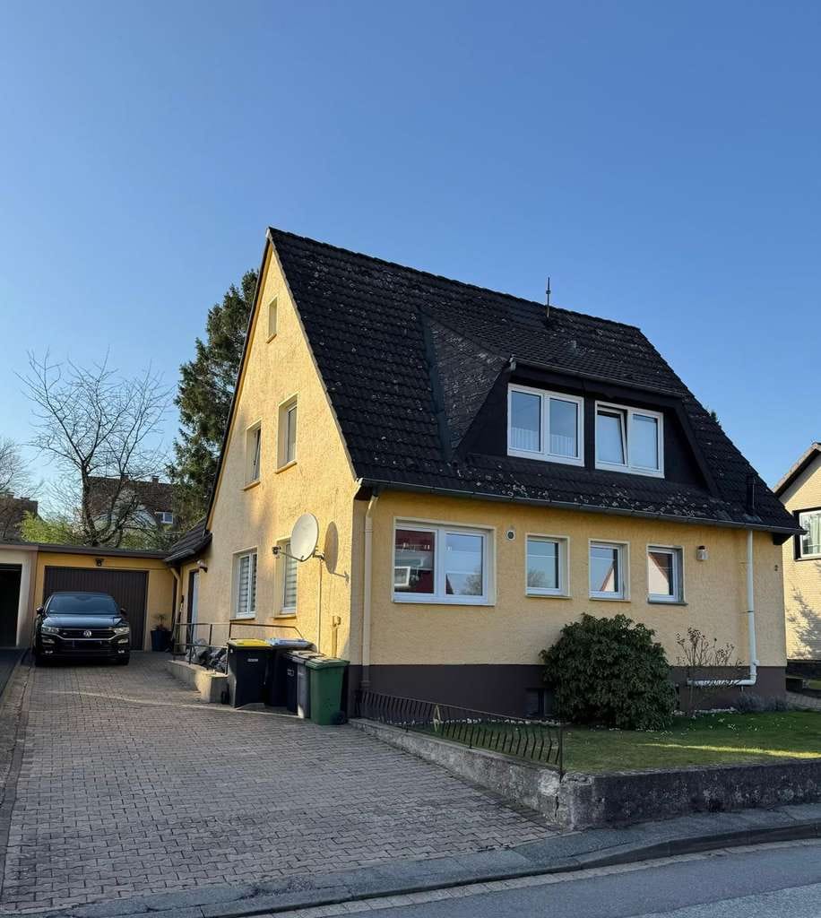 Immobilie in Horn-Bad Meinberg - Ein-/Zweifamilienhaus mit Garage in idealer Lage von Bad Meinberg am Flammenkampsberg - Bild 4