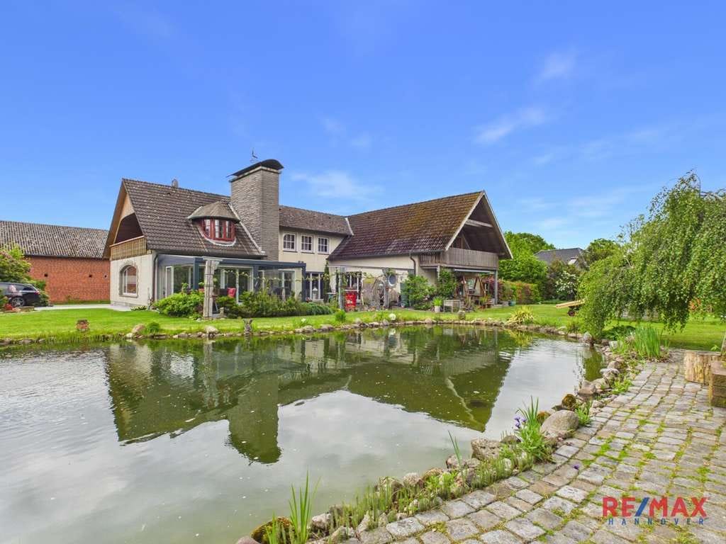 Immobilie in Walsrode - Landhaus mit Neubau, Ferienwohnung, Wintergarten & Photovoltaik auf großem Grundstück - Bild 0