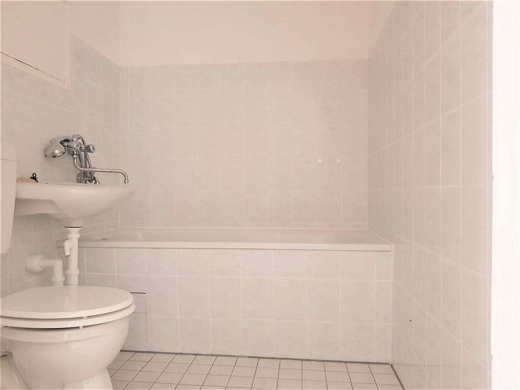Immobilie in Chemnitz - ***Kapitalanlage 2-Raum Wohnung mit Balkon und PKW Stellplatz - vermietet *** - Bild 4
