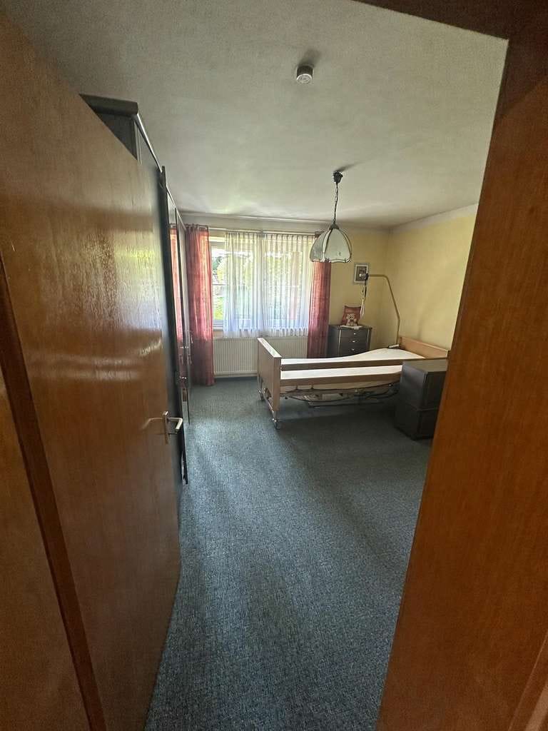 Immobilie in Neunburg vorm Wald - Mehrfamilienhaus mit 3 Wohneinheiten auf Erbpachtgrundstück in Neunburg v. W. - Bild 4