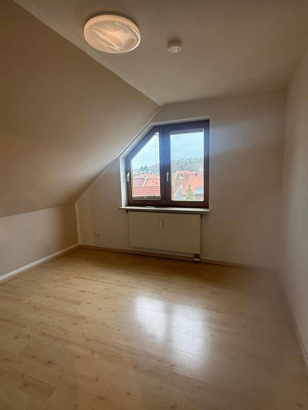 Immobilie in Bräunlingen - !!! Schöne 4-Zimmer-Maisonettewohnung ab Sofort verfügbar !!! - Bild 4
