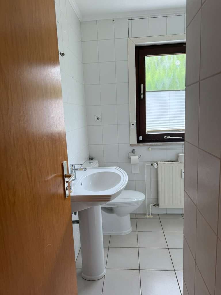 Immobilie in Pohlheim - Wohnung mit Haus-Charakter mit separatem Eingang, eigenem Garten und Garage mit direktem Zugang - Bild 0