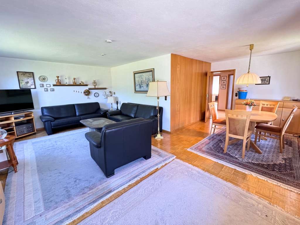 Immobilie in Braunschweig - Wohnen mit Bungalow-Charakter: gepflegtes 1 Familienhaus in ruhiger Lage von Braunschweig Dibbesdorf - Bild 2