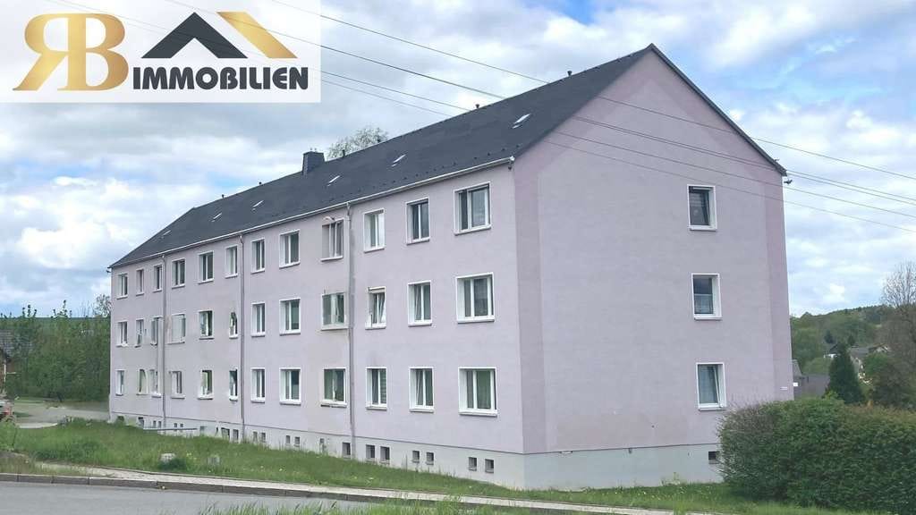 Immobilie in Stollberg/Erzgebirge - Charmante Etagenwohnung - Teil eines kleinen Wohnungspakets mit 5 ETWs in Stollberg/Erz. - Bild 0