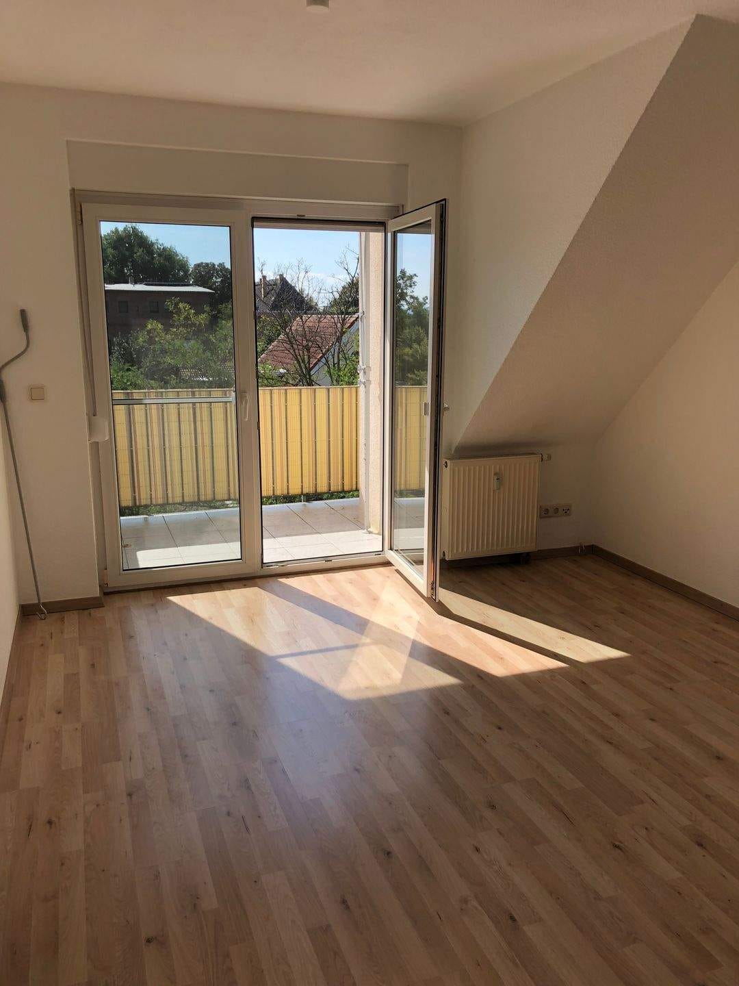 Immobilie in Elsterwerda - Provisionsfrei - Schöne 3-Zimmer-Eigentumswohnung zu verkaufen - direkt vom Eigentümer  - Bild 0
