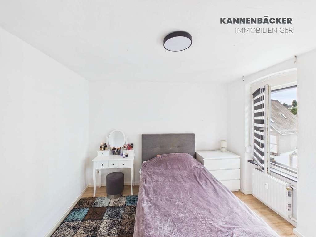 Immobilie in Höhr-Grenzhausen - Alles vor der Türe: Charmante ETW mit zwei Schlafzimmern - Bild 4
