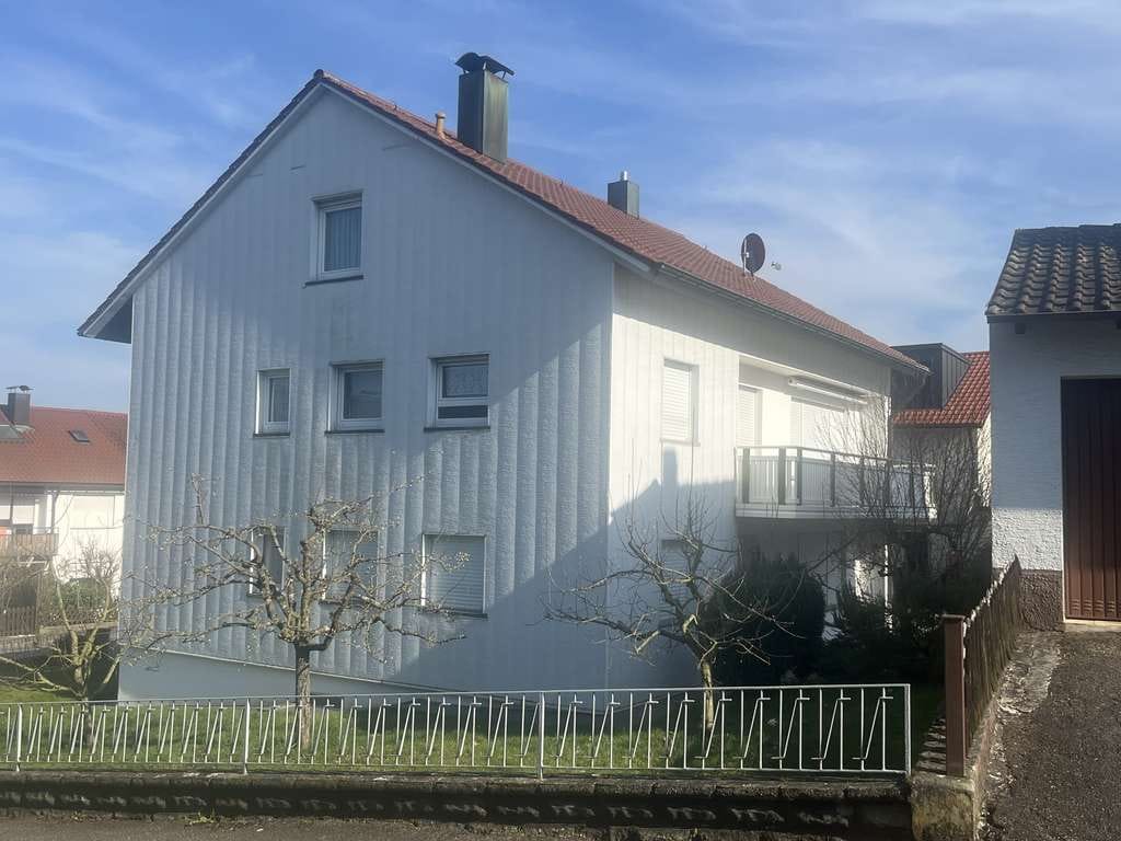 Immobilie in Weinsberg - Haus sucht Familie-  Zweifamilienhaus in ruhiger sonniger Lage in Weinsberg zu verkaufen! - Bild 2