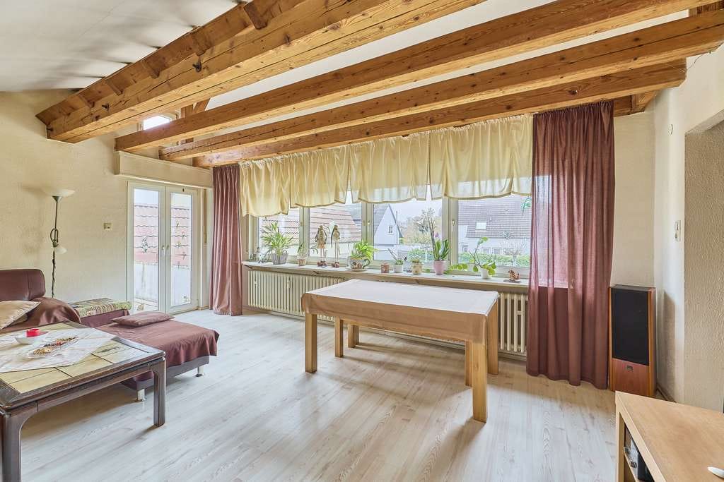 Immobilie in Schifferstadt - 4-Zimmer-Dachgeschosswohnung mit Garten und Garage in gepflegtem 2FH! - Bild 0