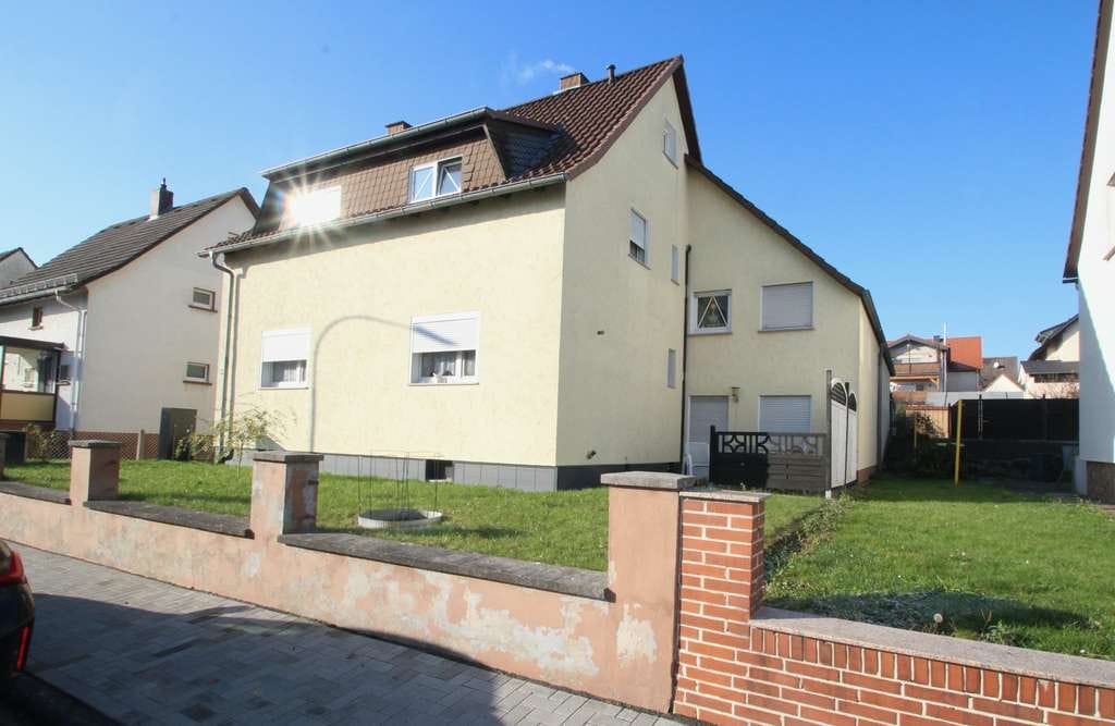 Immobilie in Wölfersheim - Familienfreundliches 2-Familienhaus mit viel Platz in Wölfersheim-Södel! Angebotsverfahren!

 - Bild 1