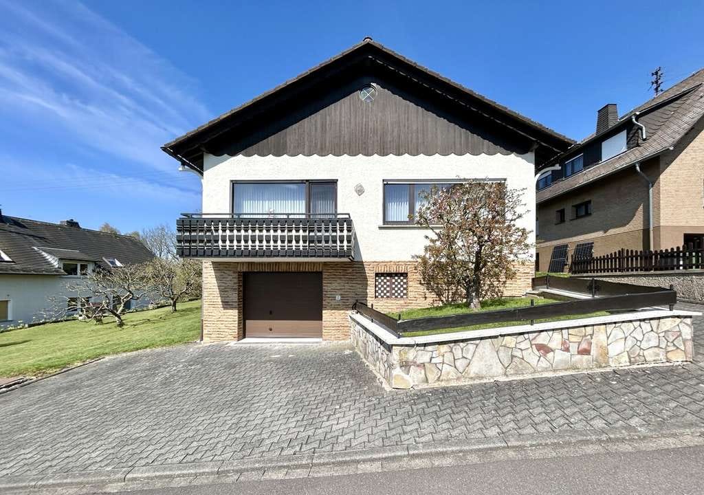 Immobilie in Mudenbach - **Bungalow mit Untergeschoss in malerischer Ortsrandlage von Mudenbach/Hanwerth** - Bild 1