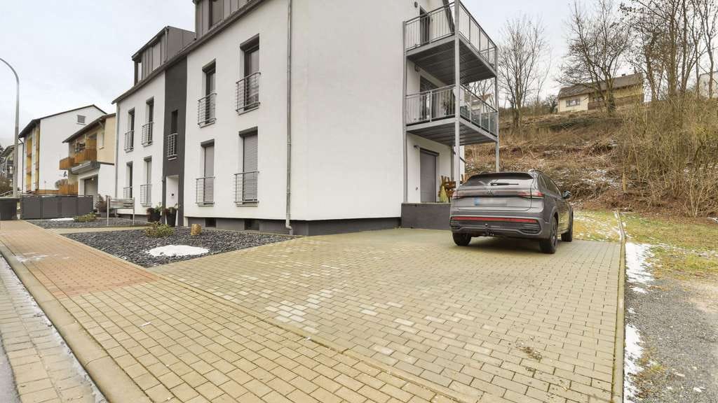 Immobilie in Ebrach - Smart Living: Kernsaniert, 3 Zimmer – ideal für Remote Work & Urlaub - Bild 3