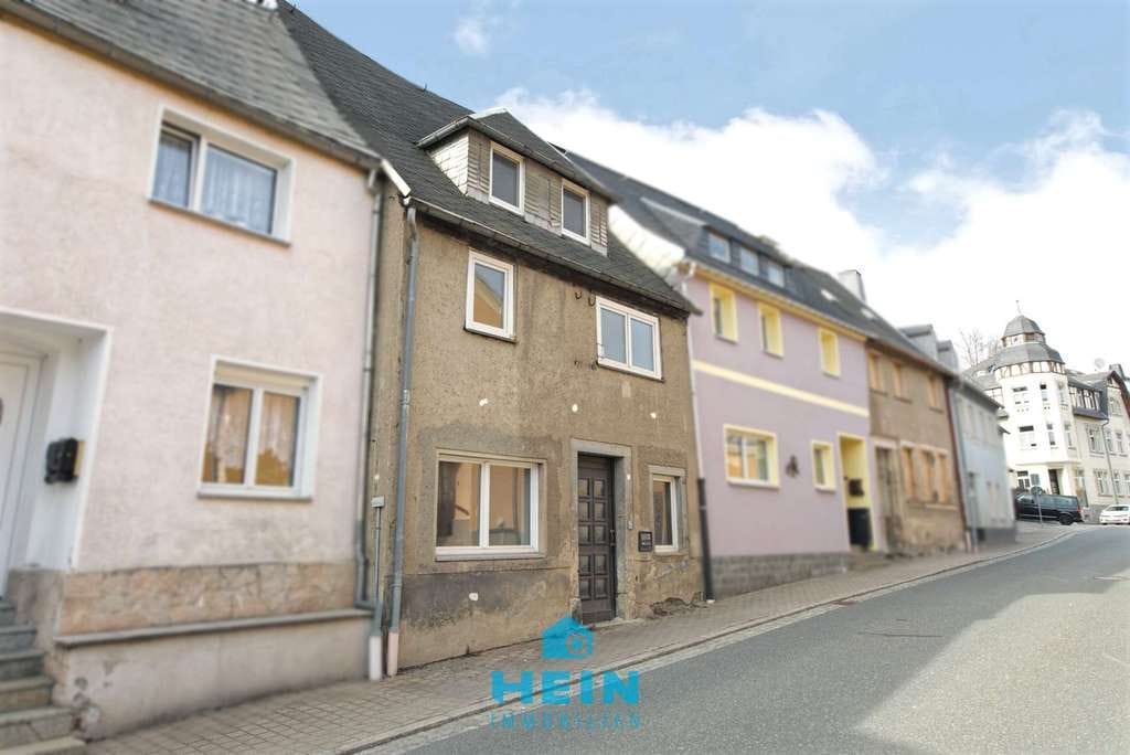 Immobilie in Lößnitz - Zentrales Stadthaus in Lößnitz wartet auf neues Leben - Bild 0