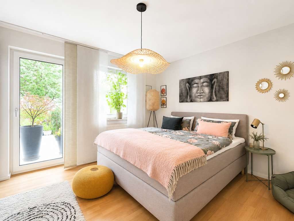 Immobilie in Langweid am Lech - Ankommen. Wohlfühlen. Bleiben.
 – Vielseitiges Wohnhaus mit Garten und Perspektive in Langweid - Bild 4