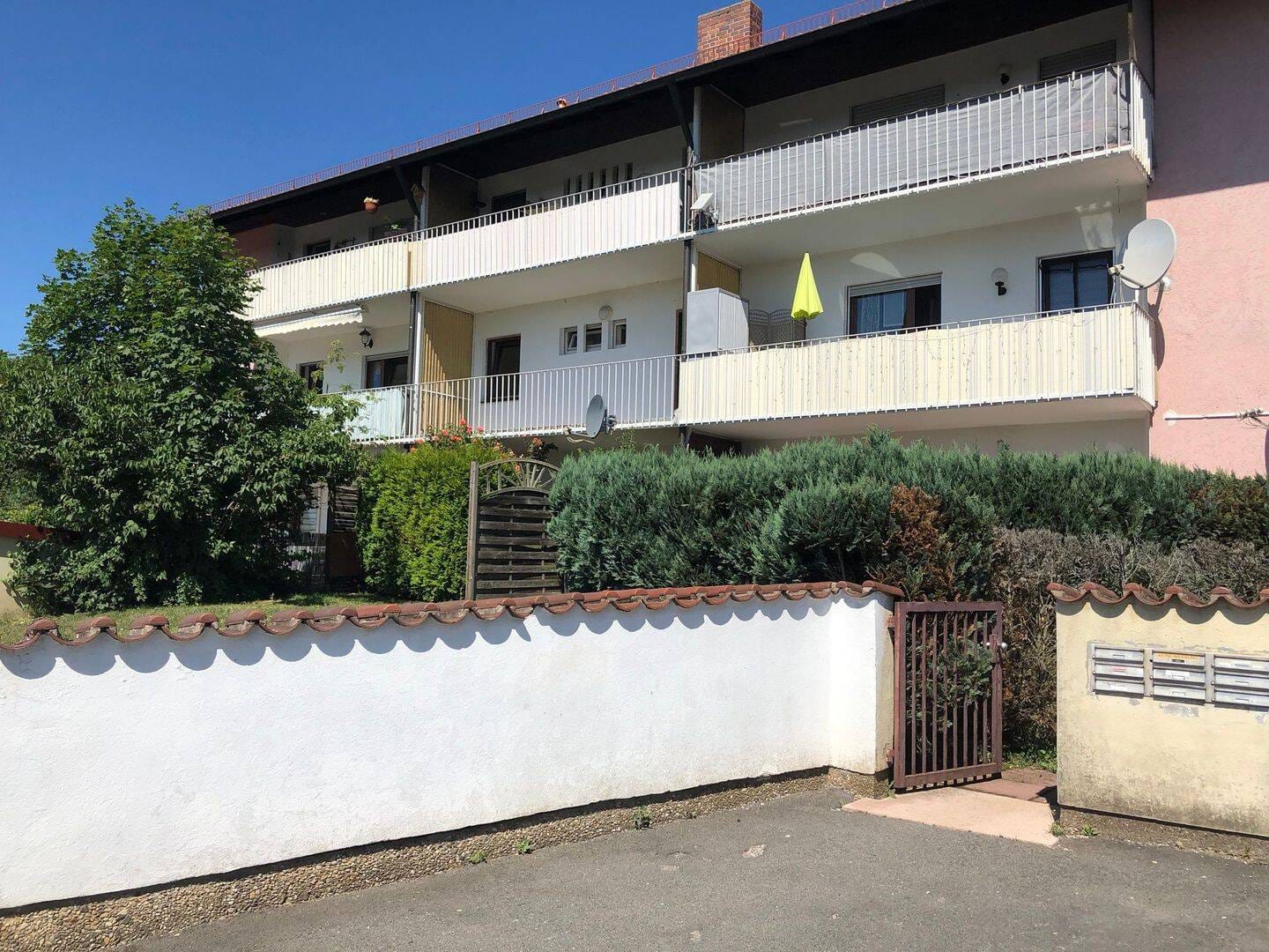 Immobilie in Lauf an der Pegnitz - Freie 3 Zimmerwohnung Lauf-Hammerhöhe - Bezug Sofort - Bild 0