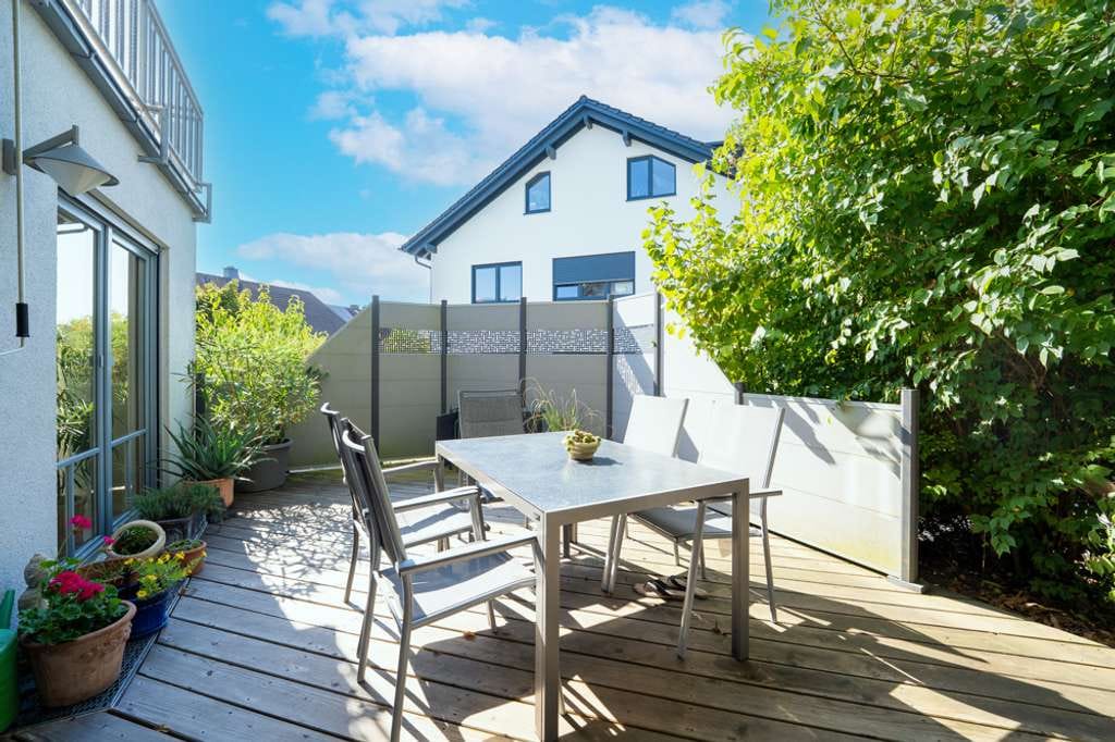 Immobilie in Weisel - ***Raumvielfalt und Gartenidylle*** - Bild 1